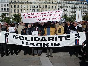 2012 11 07 TOULON MANIF CONTRE RECONNAISSANCE DU 19 MARS 1962 (0) DE JULES ESTEVE